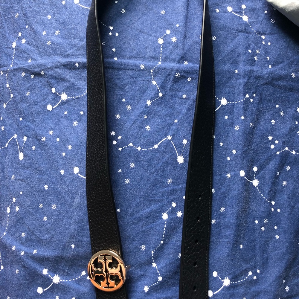 Reversible black and brown Tory Burch belt